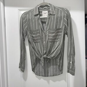 NWT Abercrombie & Fitch Striped Buttoned Shirt Front-tie